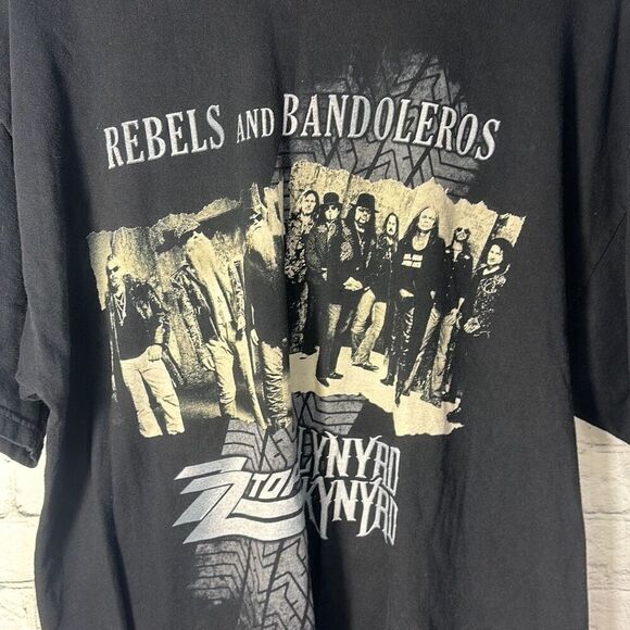LYNYRD SKYNYRD ZZ Top Rebels and Bandoleros 2011 Tour Band T shirt Alstyle XL - Picture 2 of 7